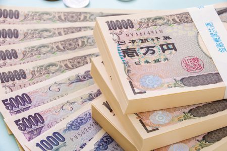 家計金融資産は株高で過去最高に｜ガソリン店頭価格が最高値更新で5週連続上昇